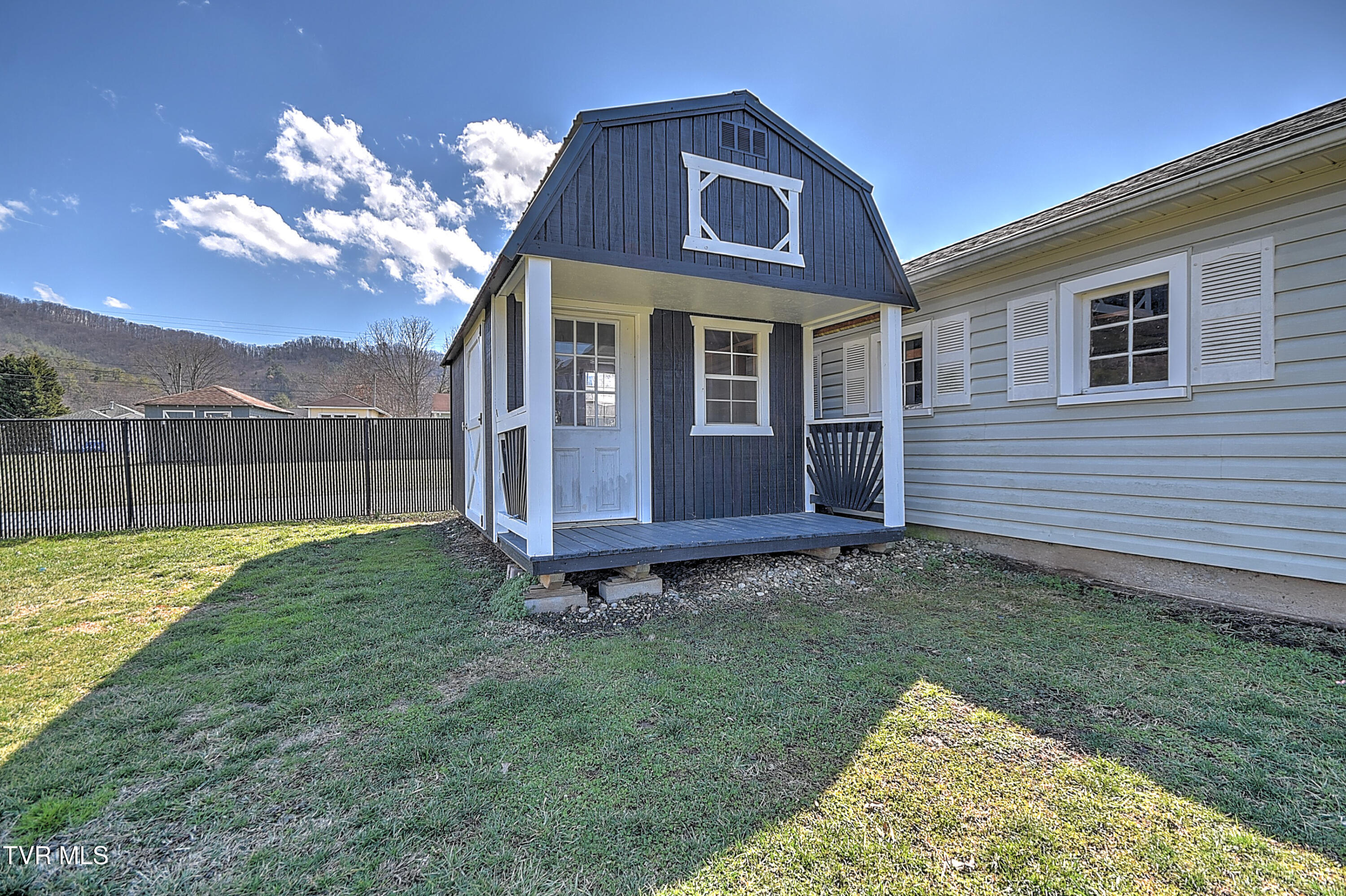 429 Love Street Erwin, TN 37650 - Photo 30 of 37 429 Love St KR-48