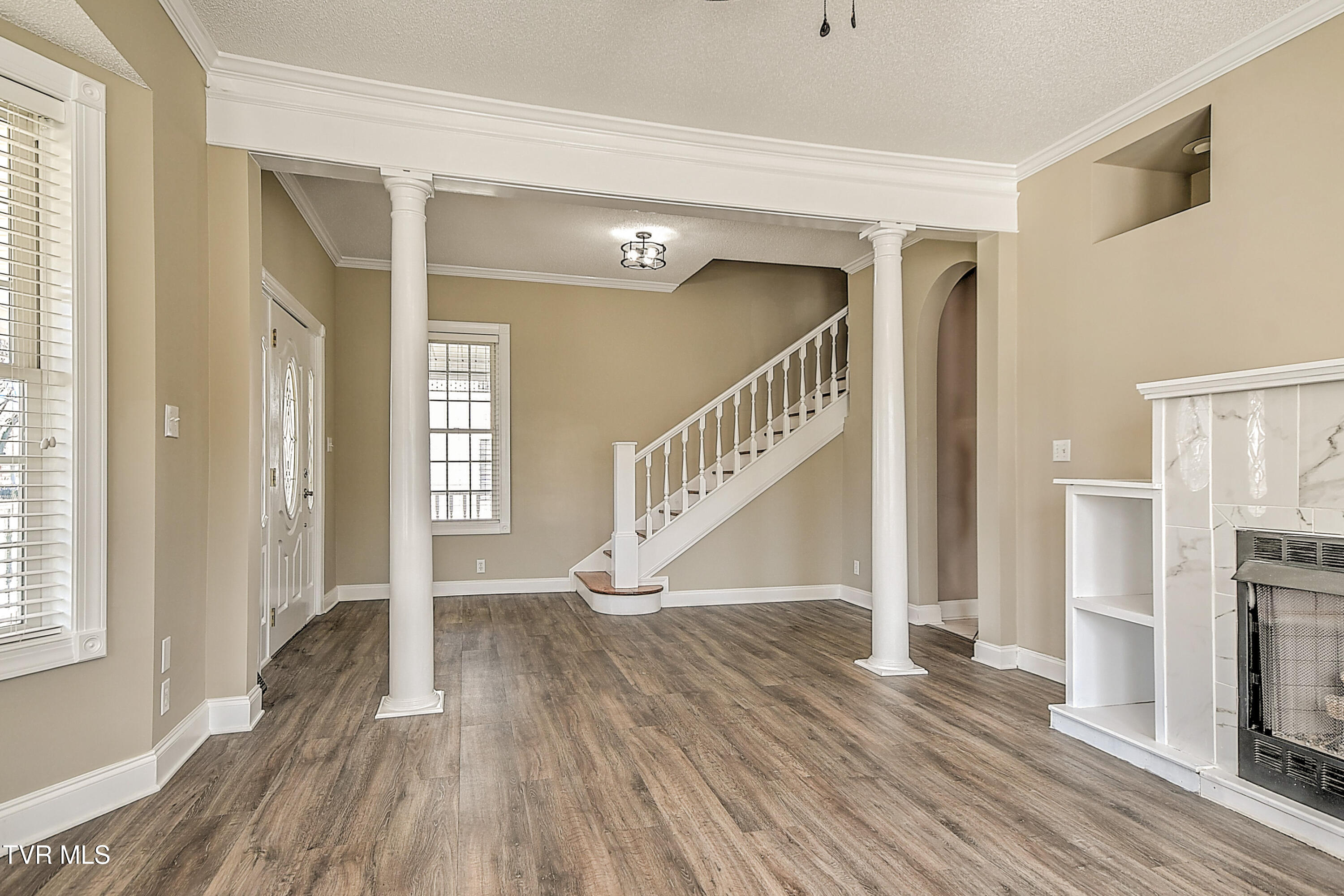 429 Love Street Erwin, TN 37650 - Photo 7 of 37 429 Love St KR-13