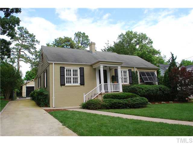 1800 Pineview Street Raleigh, NC 27608 - Photo 25 of 25 Exterior Front