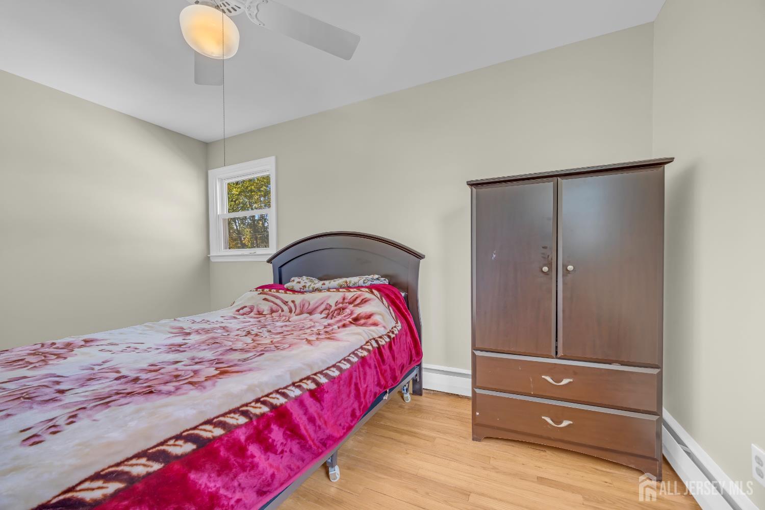 10 Benedict Way Iselin, NJ 08830 - Photo 15 of 39