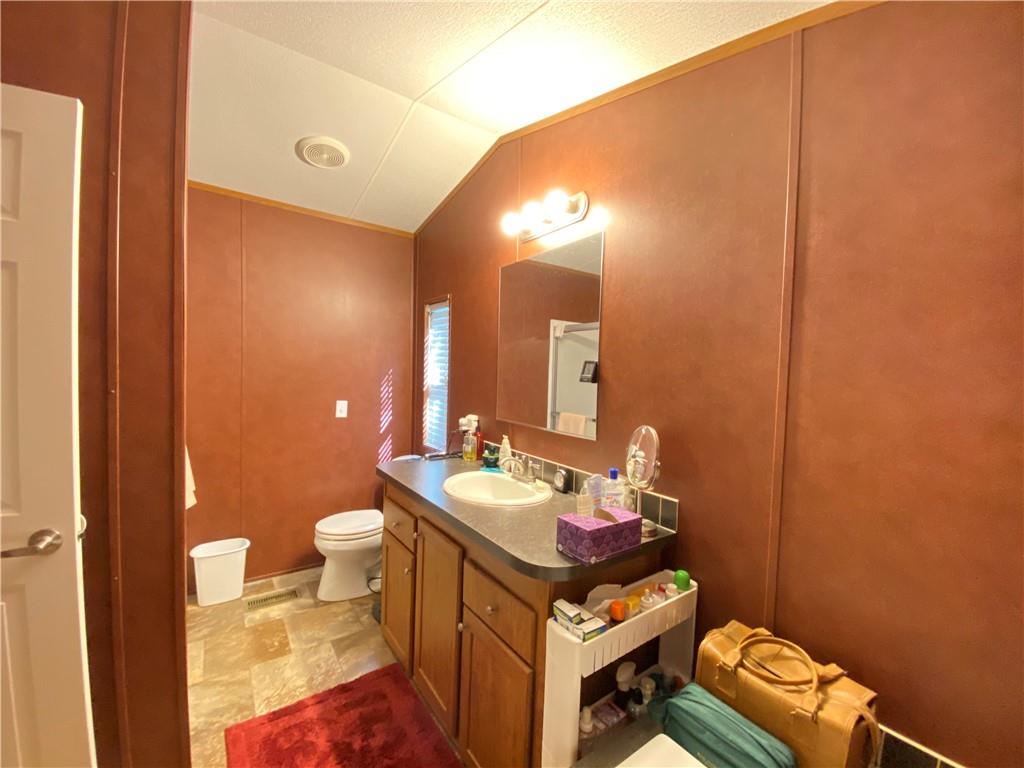 1031 Racetrack Road Bentley, LA 71407 - Photo 10 of 27 Gallery Image 10
