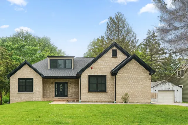 $849,900 | 3026 Jackson Drive, Wheeling, IL 60090