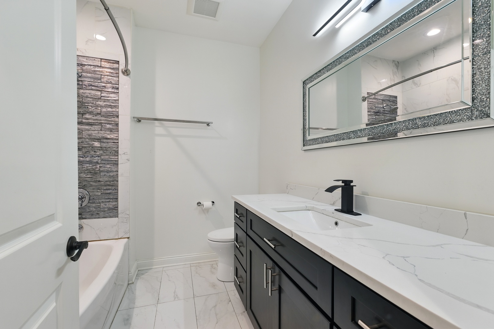 3026 Jackson Drive Wheeling, IL 60090 - Photo 13 of 25