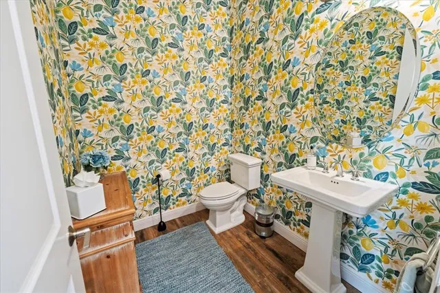 $1,269,000 | 10215 Milky Way Circle, Sarasota, FL 34241