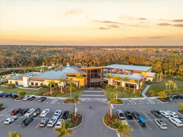 $1,269,000 | 10215 Milky Way Circle, Sarasota, FL 34241