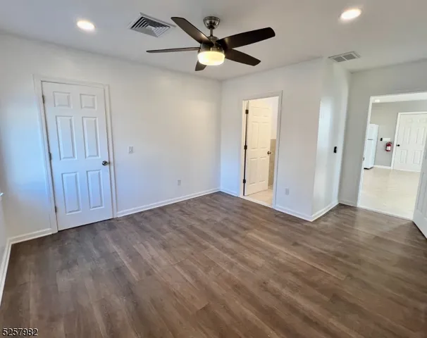 $2,400 | 61 Mountainview Boulevard, Unit 4, Wayne, NJ 07470