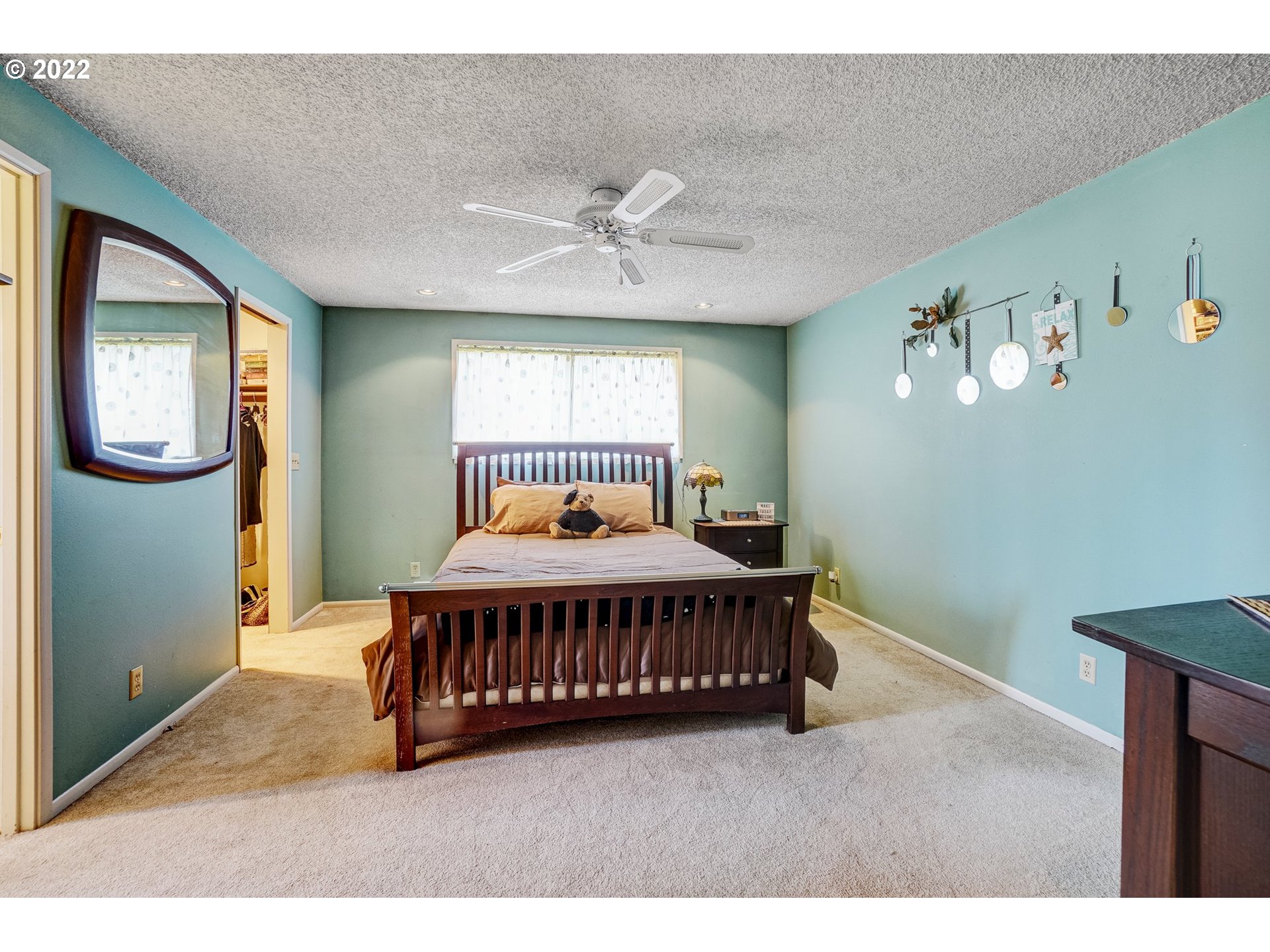 13375 Southwest Larson Street Beaverton, OR 97005 - Photo 13 of 22 Gallery Image 13
