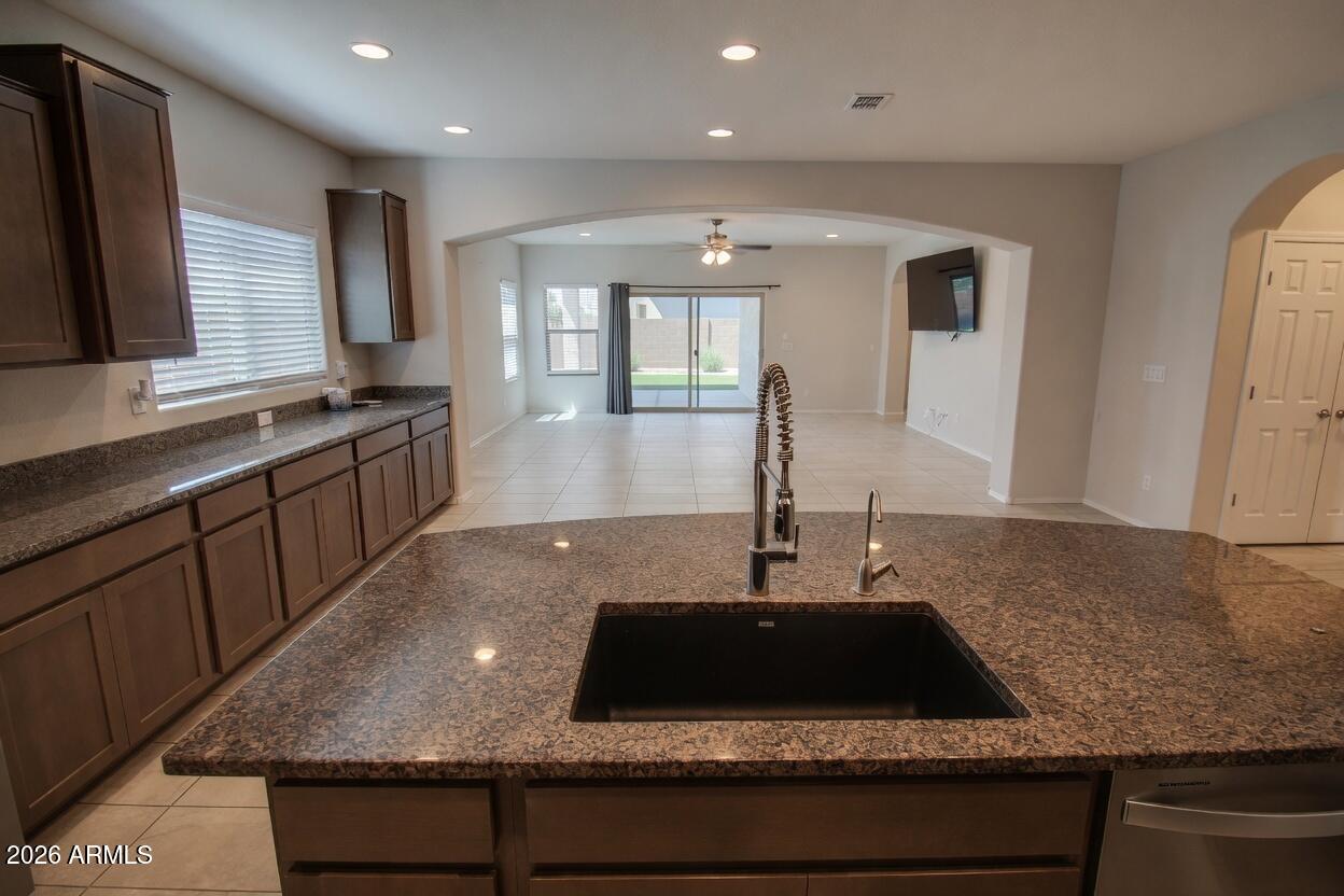6384 West Georgetown Way Florence, AZ 85132 - Photo 36 of 50