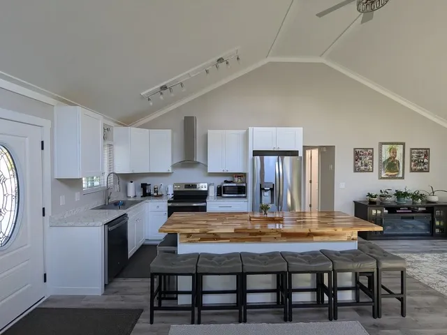 $354,000 | 91 Orchard Drive, Inman, SC 29349