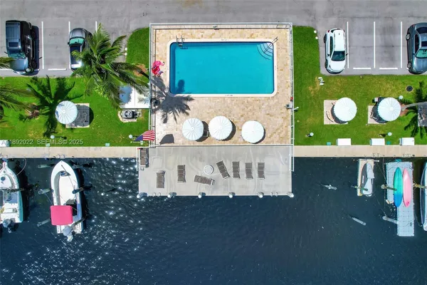 $1,900 | 1731 Southeast 15th Street, Unit 603, Fort Lauderdale, FL 33316