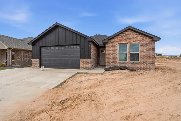 $399,900 | 10 Gagestone Drive, Canyon, TX 79015