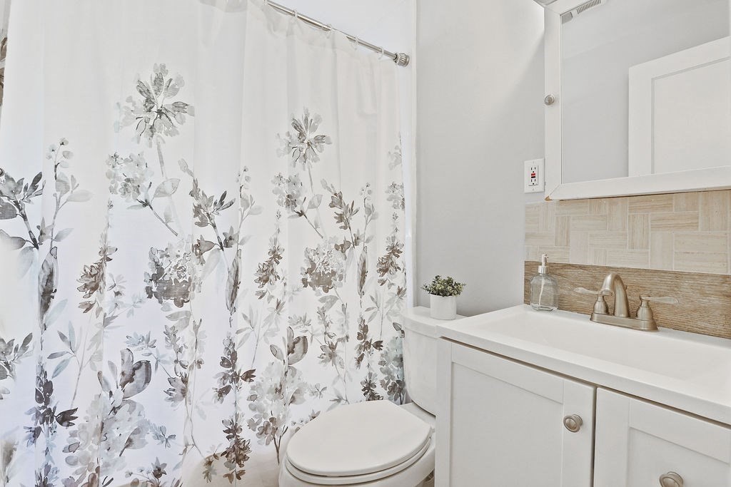 11 Marshall Road Natick, MA 01760 - Photo 12 of 29 Gallery Image 12