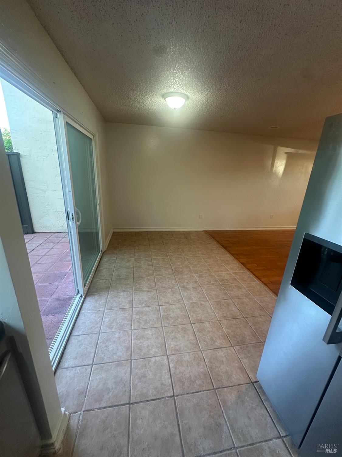 1733 Las Pravadas Court Santa Rosa, CA 95409 - Photo 12 of 38