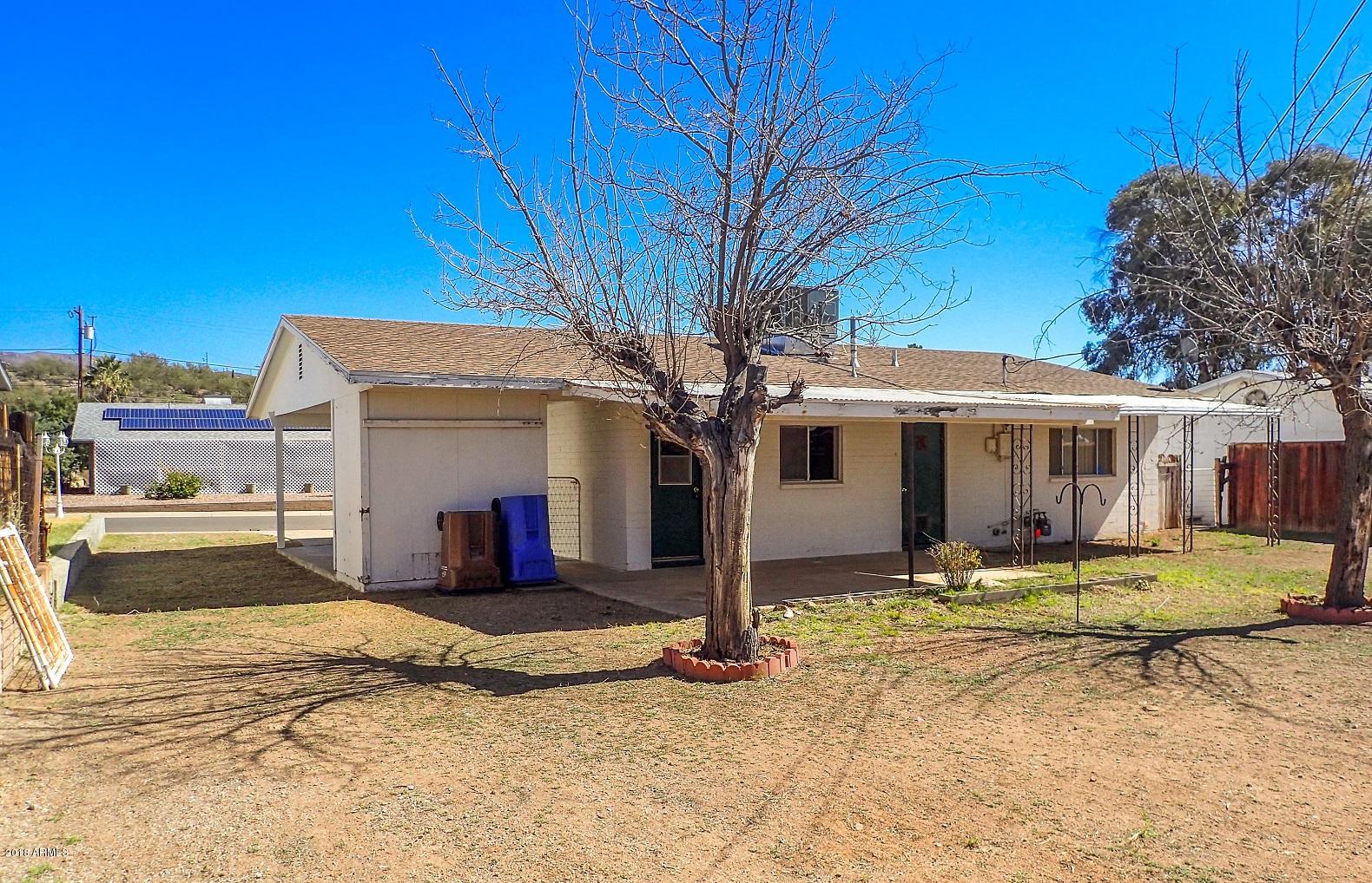 407 Essex Road Kearny, AZ 85137 - Photo 13 of 17 Backyard