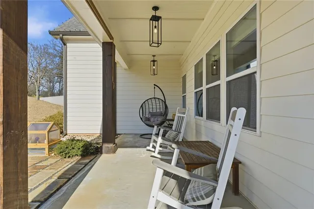 $775,000 | 6061 Jacobs Road Southeast, Acworth, GA 30102