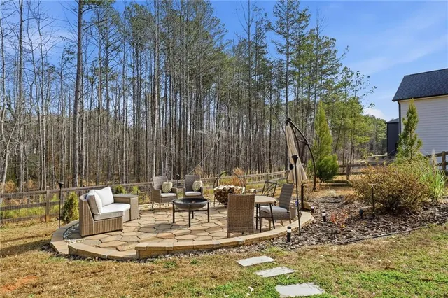 $775,000 | 6061 Jacobs Road Southeast, Acworth, GA 30102