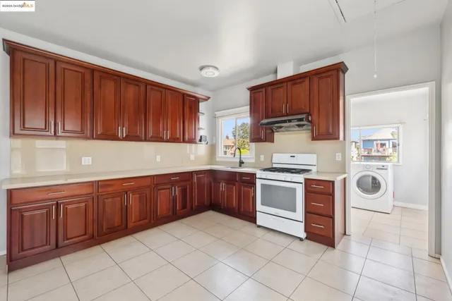 $849,000 | 1810 Adeline Street, Oakland, CA 94607