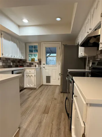 $529,000 | 9511 Meadowheath Drive, Austin, TX 78729