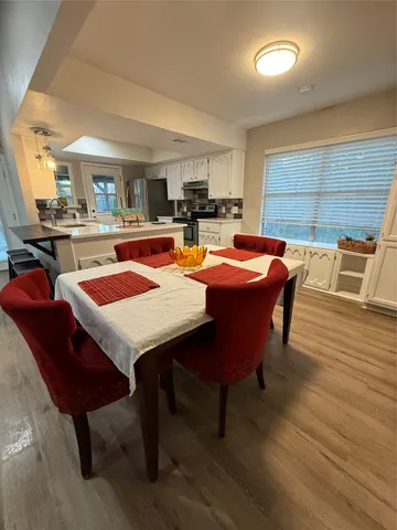 $529,000 | 9511 Meadowheath Drive, Austin, TX 78729