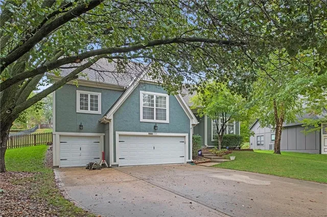 $569,000 | 5713 Widmer Road, Shawnee, KS 66216