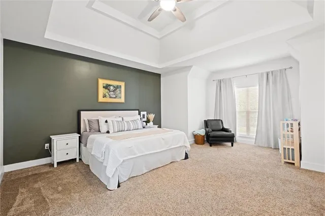 $559,000 | 5713 Widmer Road, Shawnee, KS 66216