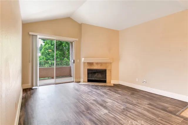 $425,000 | 2380 Del Mar Way, Unit 306, Corona, CA 92882