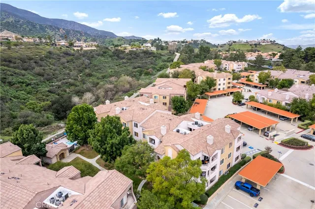 $425,000 | 2380 Del Mar Way, Unit 306, Corona, CA 92882