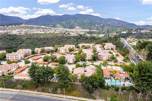 $425,000 | 2380 Del Mar Way, Unit 306, Corona, CA 92882