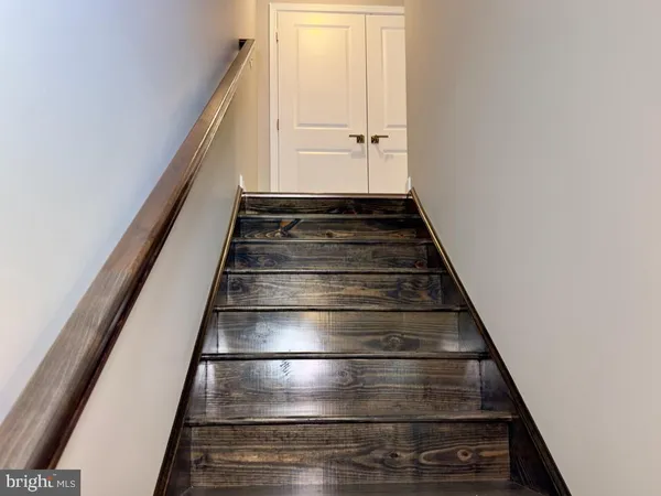 a view of entryway