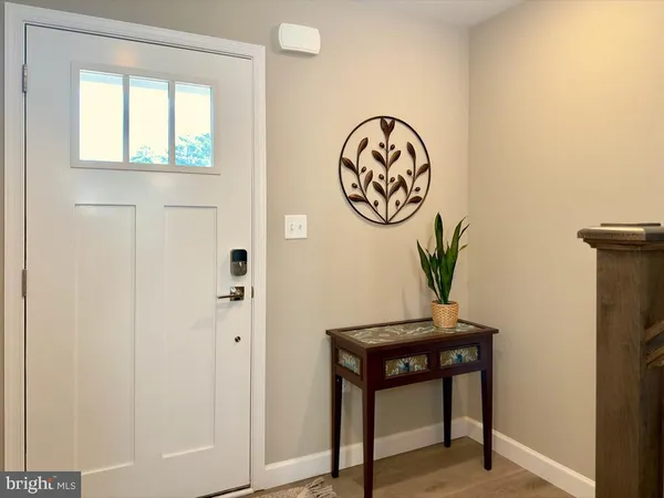 a view of a hallway with elevator