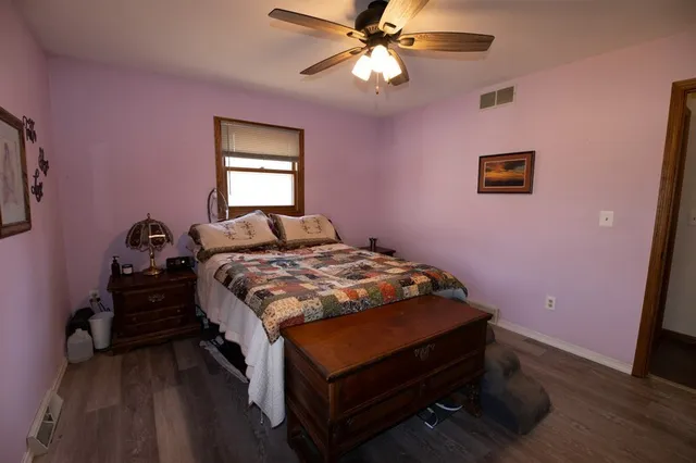 $374,900 | 1952 Garland Avenue, Waukesha, WI 53188