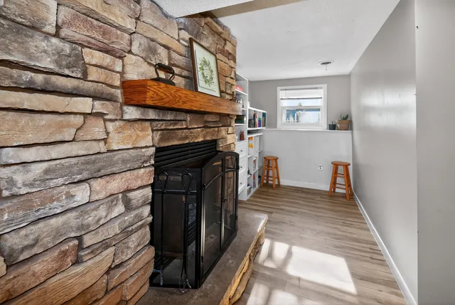 $374,900 | 1952 Garland Avenue, Waukesha, WI 53188