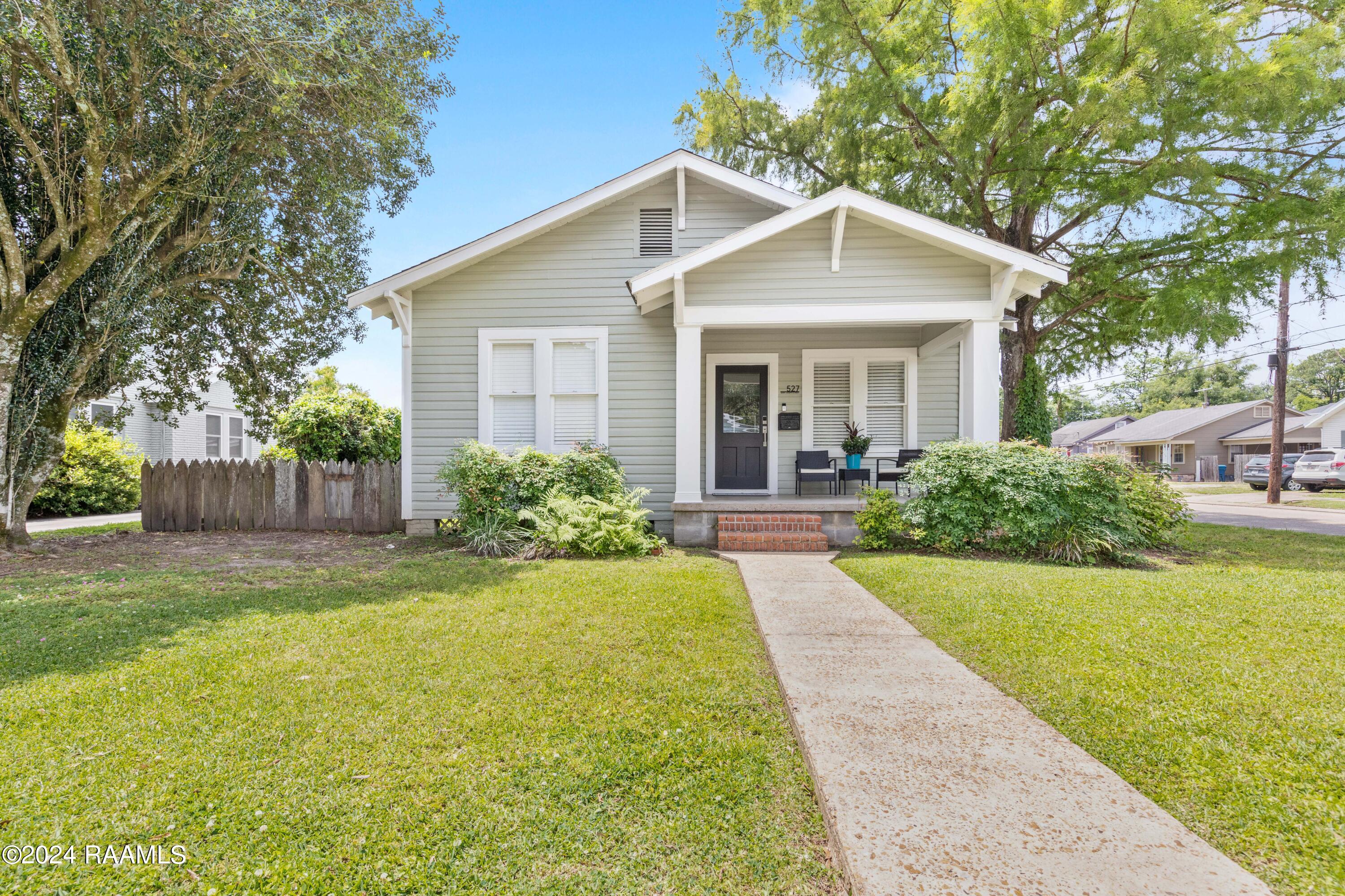 527 St Joseph Street Lafayette, LA 70506 - Photo 2 of 47 527StJoseph-1