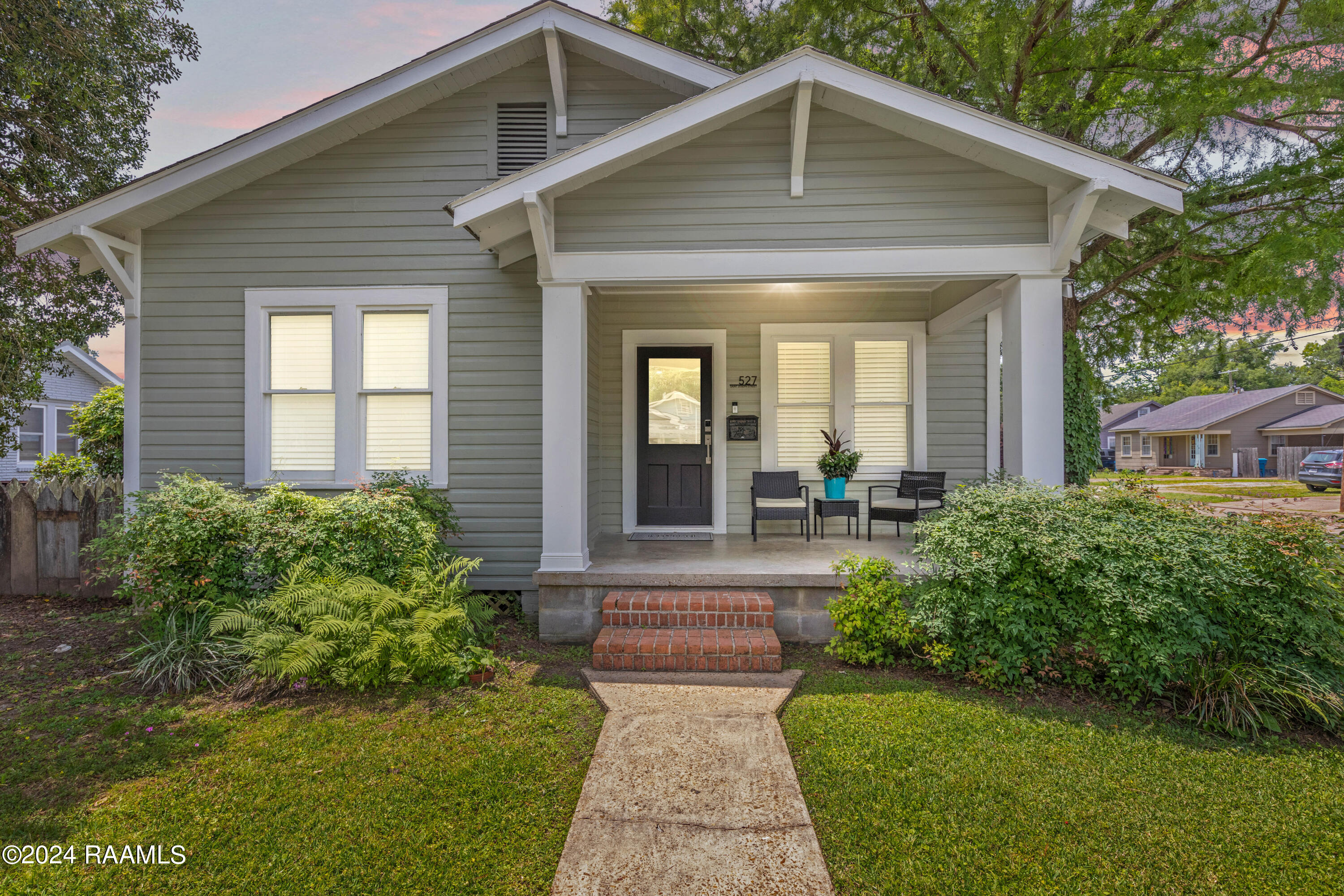 527 St Joseph Street Lafayette, LA 70506 - Photo 47 of 47 twilight