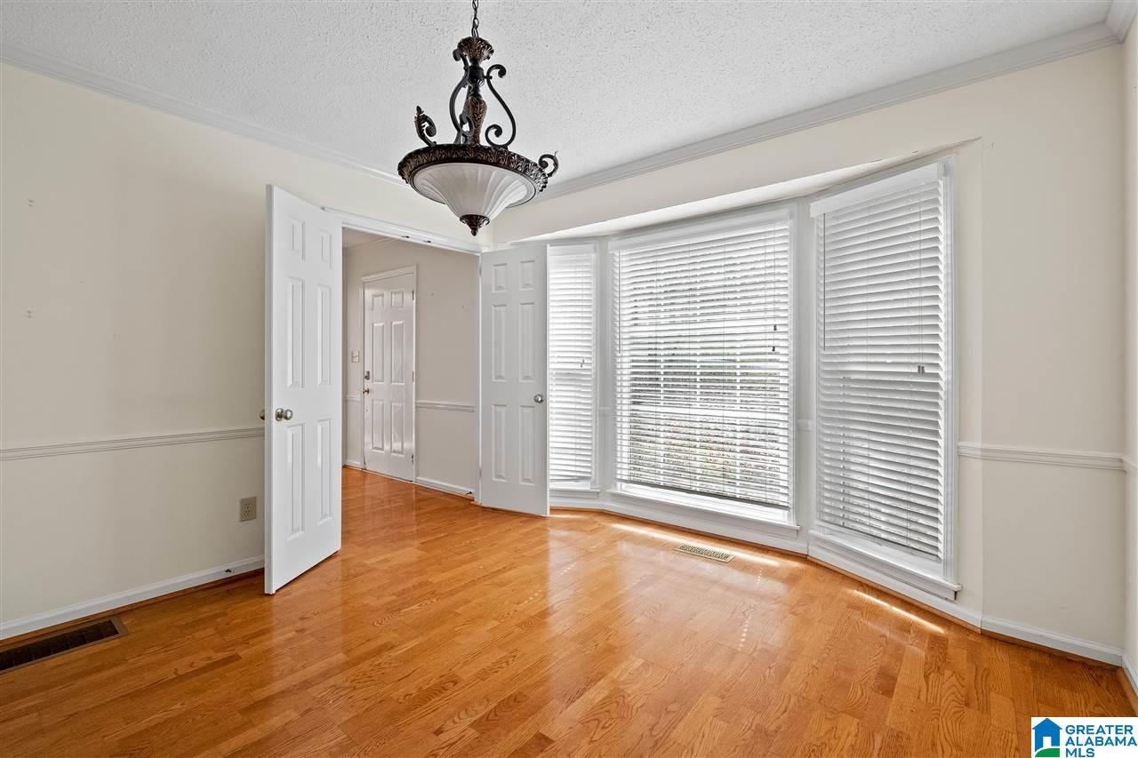 5147 Colonial Park Road Birmingham, AL 35242 - Photo 14 of 33