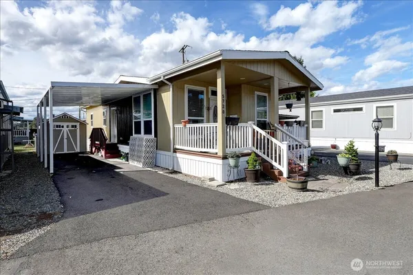 $135,000 | 5720 113th Avenue East, Unit 75, Puyallup, WA 98372