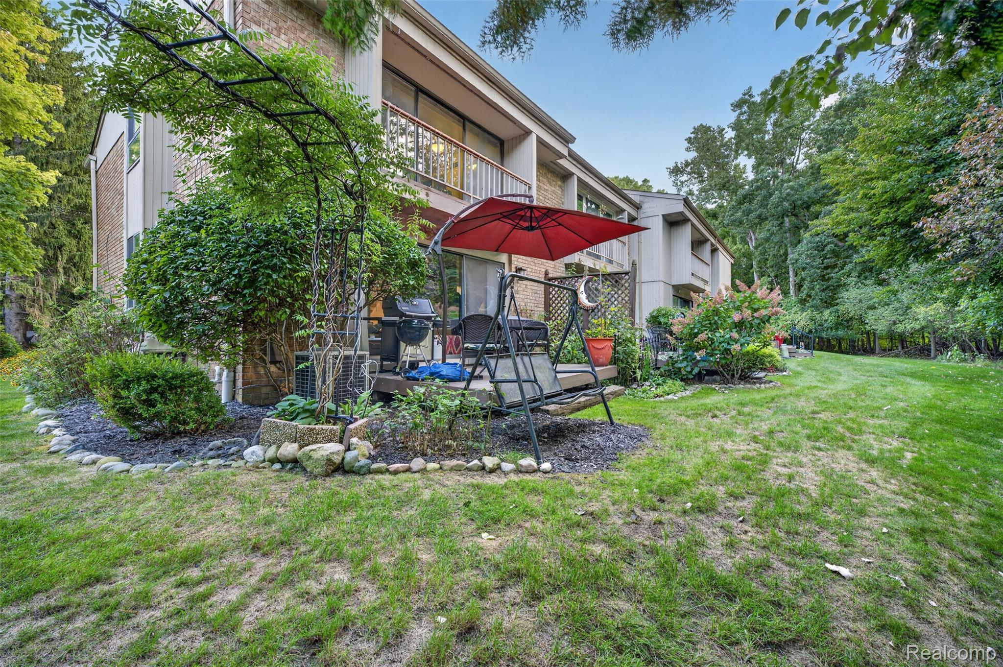 1439 Oakbrook E Drive Rochester, MI 48307 - Photo 57 of 68 057_DSC_8448.jpg