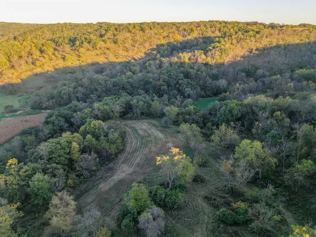 $925,000 | 0 Us Highway 18, Prairie du Chien, WI 53821