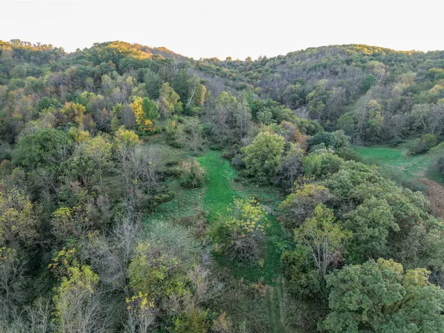 $925,000 | 0 Us Highway 18, Prairie du Chien, WI 53821