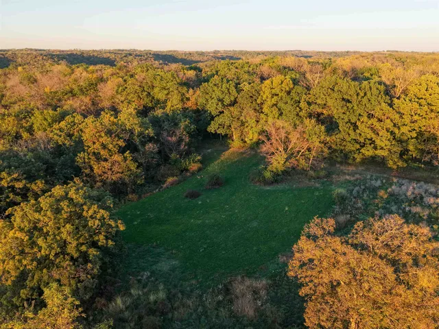 $925,000 | 0 Us Highway 18, Prairie du Chien, WI 53821