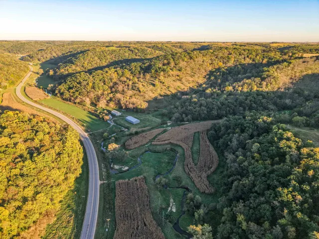 $925,000 | 0 Us Highway 18, Prairie du Chien, WI 53821