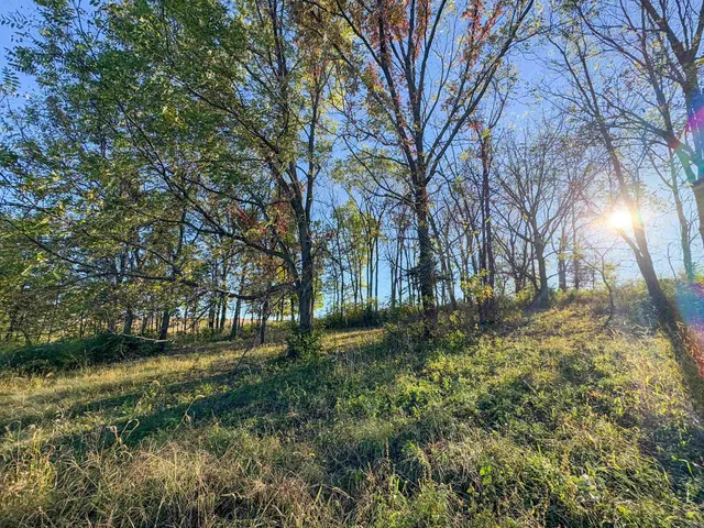 $925,000 | 0 Us Highway 18, Prairie du Chien, WI 53821