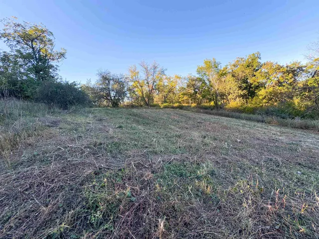 $925,000 | 0 Us Highway 18, Prairie du Chien, WI 53821