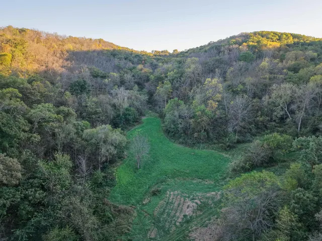 $925,000 | 0 Us Highway 18, Prairie du Chien, WI 53821