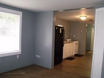 2730 Holton Road Muskegon, MI 49445 - Photo 8 of 17 Dining Room