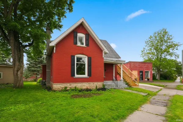 $174,900 | 814 South Jefferson Street, Huntington, IN 46750