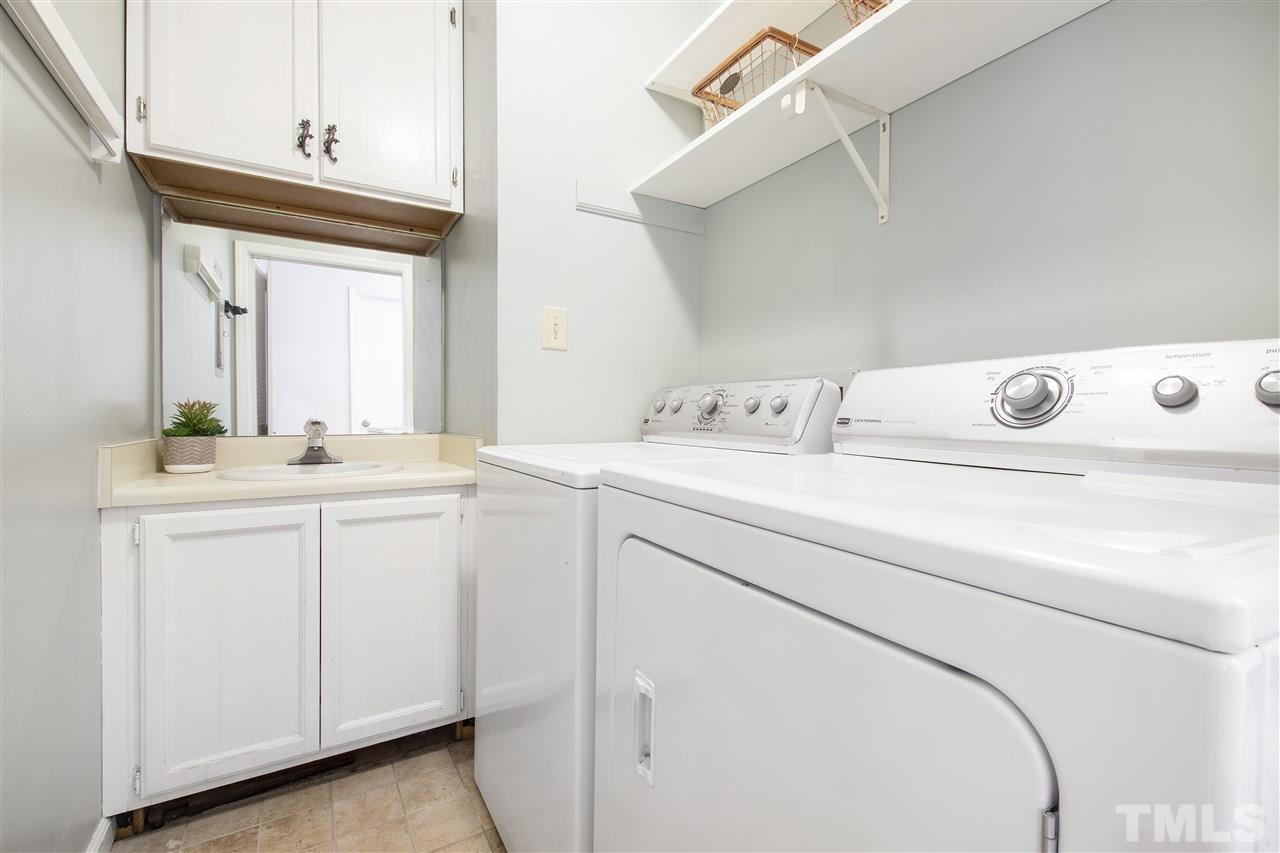 6904 Glendower Road Raleigh, NC 27613 - Photo 14 of 29