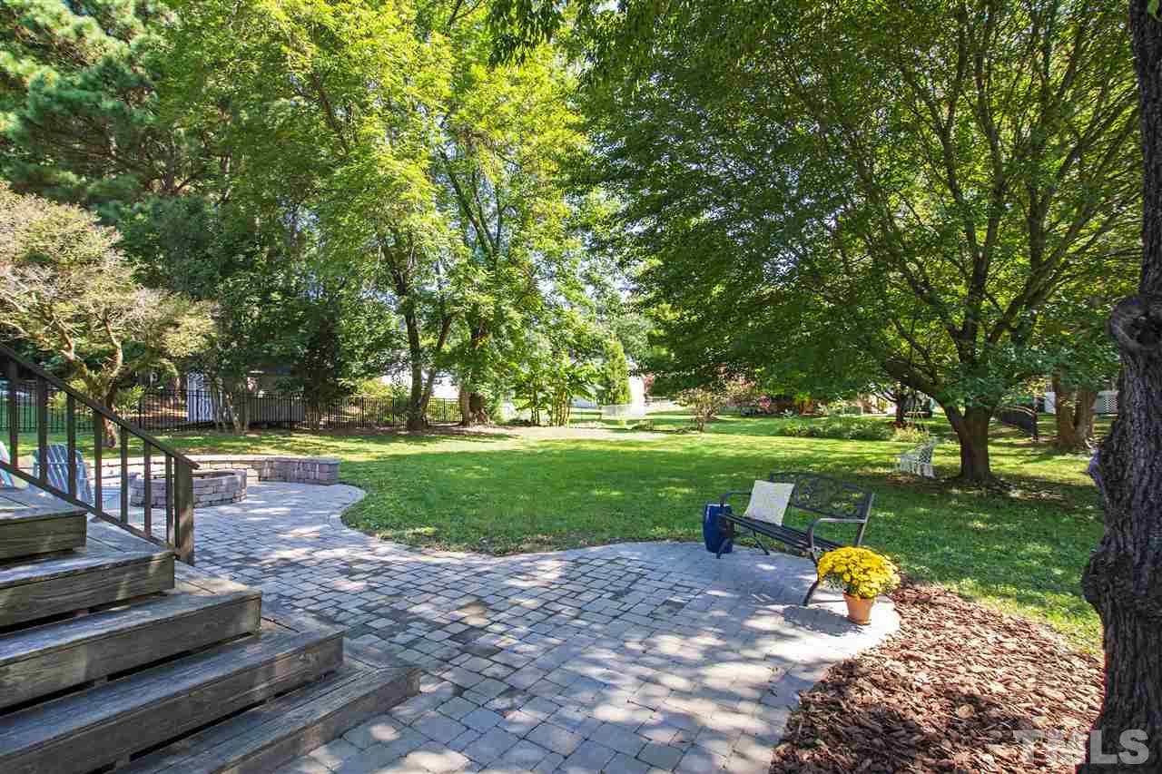 6904 Glendower Road Raleigh, NC 27613 - Photo 25 of 29