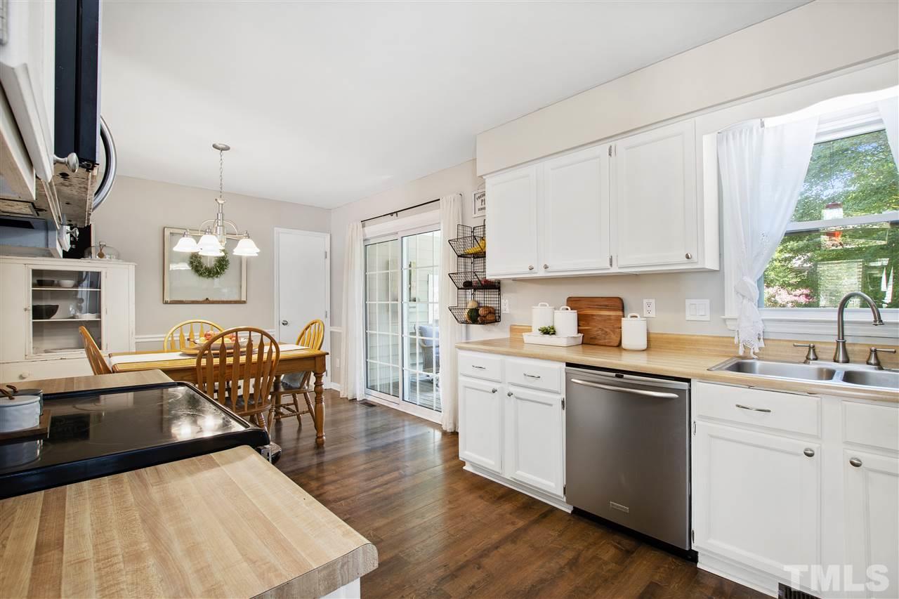 6904 Glendower Road Raleigh, NC 27613 - Photo 10 of 29
