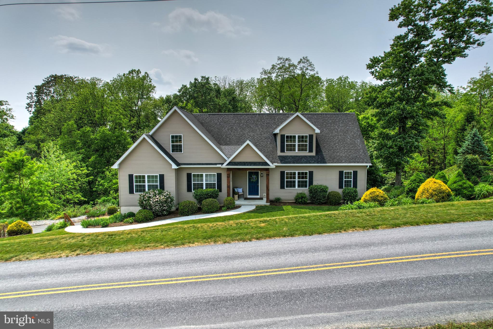 250 Skyview Lane Lititz, PA 17543 - Photo 3 of 75 Gallery Image 3